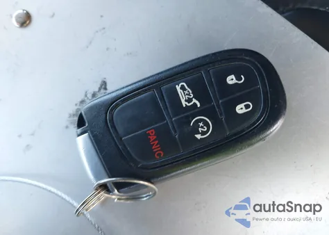 2018 Jeep Cherokee Limited Fwd z USA, uszkodzony, nr VIN 1C4PJLDX5JD605632